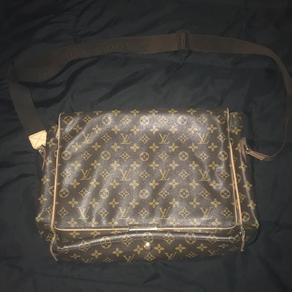 Louis Vuitton Other - Louis Vuitton Shoulder Bag
